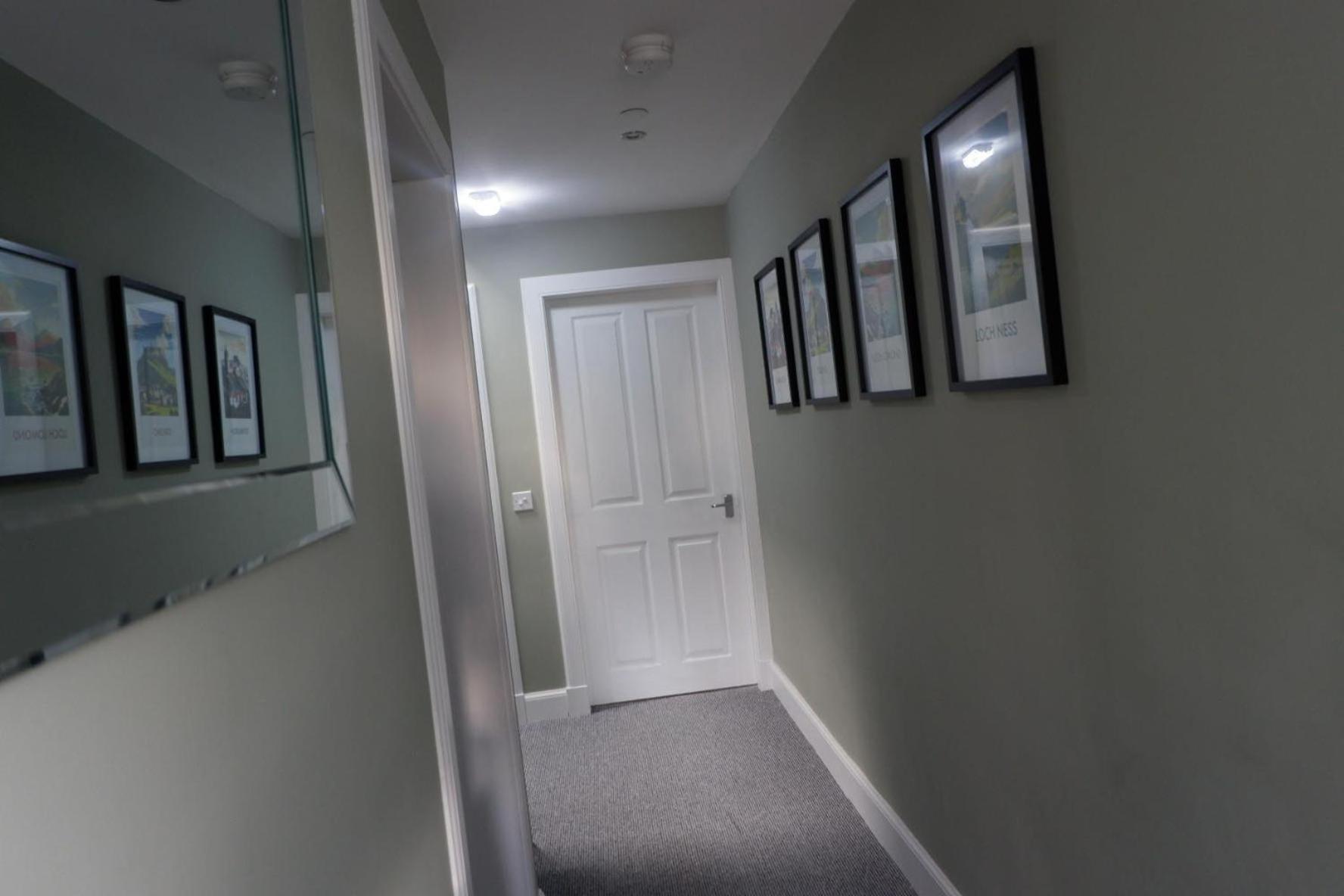 Corstorphine Apartments Единбург Екстериор снимка