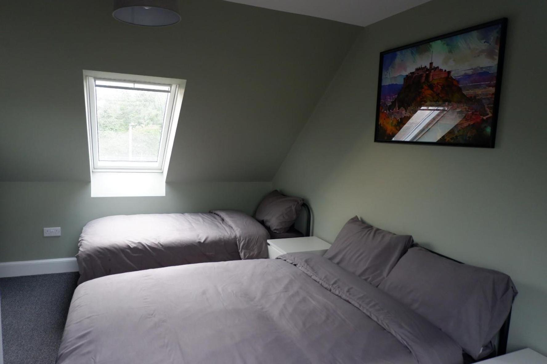 Corstorphine Apartments Единбург Екстериор снимка